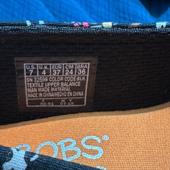 Bob's for Dogs Skechers Black size W7 NWOT Slip-On Memory Foam Vegan 7 - Picture 5 of 6